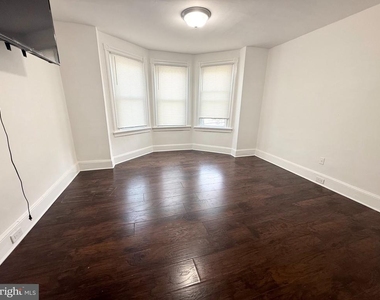 242 Pusey Avenue - Photo Thumbnail 15