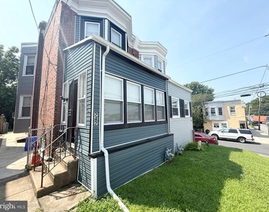 242 Pusey Avenue - Photo Thumbnail 1