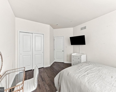105a Jay Alley - Photo Thumbnail 22