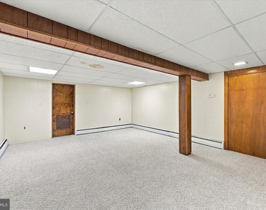 21 Davis Avenue - Photo Thumbnail 10