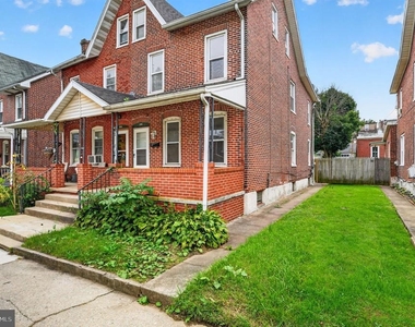 206 Charles Street - Photo Thumbnail 43