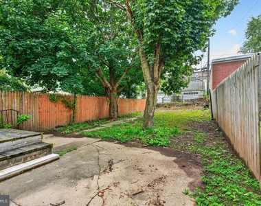 206 Charles Street - Photo Thumbnail 41