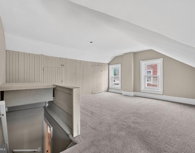 206 Charles Street - Photo Thumbnail 33