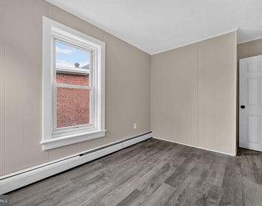 206 Charles Street - Photo Thumbnail 28