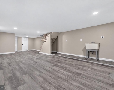 206 Charles Street - Photo Thumbnail 38