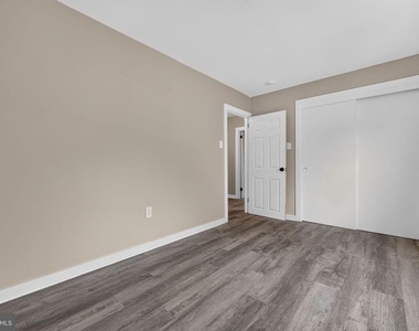 206 Charles Street - Photo Thumbnail 26