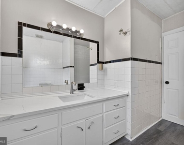 206 Charles Street - Photo Thumbnail 31