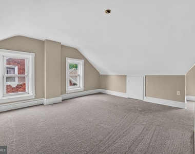 206 Charles Street - Photo Thumbnail 35
