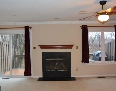 232 Fox Run - Photo Thumbnail 3
