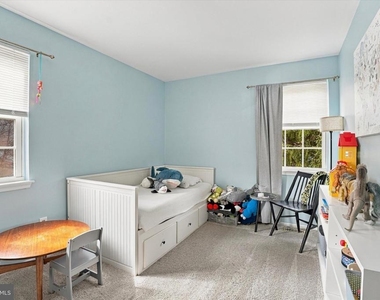 31 Pearl Drive - Photo Thumbnail 8
