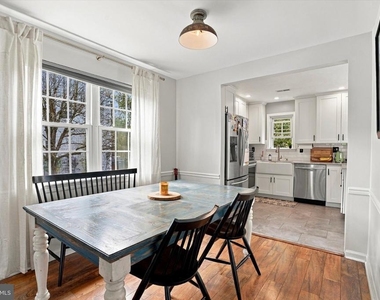 31 Pearl Drive - Photo Thumbnail 2