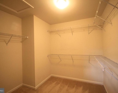 111 Admiral Lane - Photo Thumbnail 30