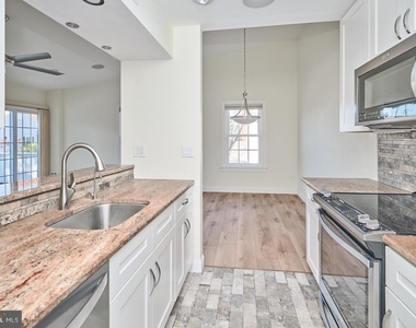 171 Shire Drive - Photo Thumbnail 6
