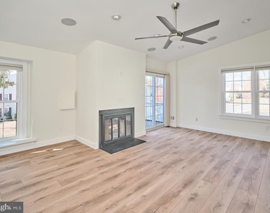 171 Shire Drive - Photo Thumbnail 4