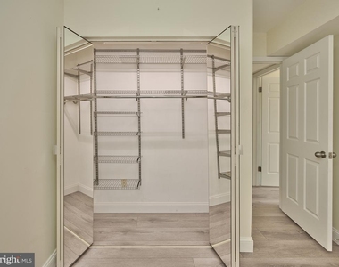 171 Shire Drive - Photo Thumbnail 11