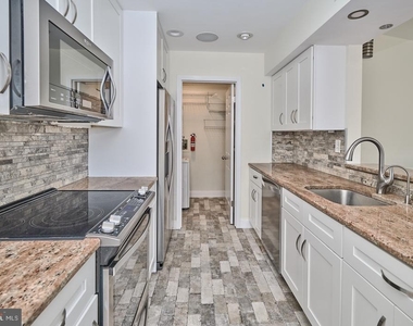 171 Shire Drive - Photo Thumbnail 3