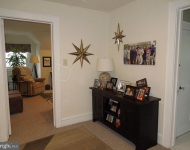 140 W Butler Avenue - Photo Thumbnail 9