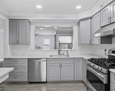 17 Winchester Drive - Photo Thumbnail 8