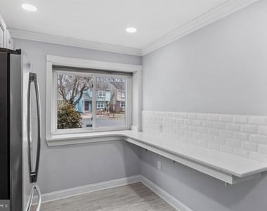 17 Winchester Drive - Photo Thumbnail 9