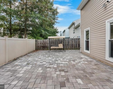 17 Winchester Drive - Photo Thumbnail 25