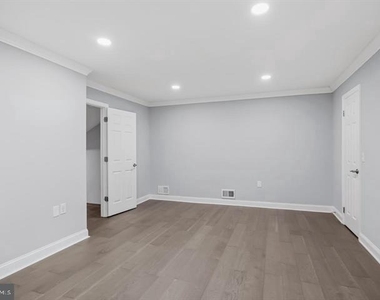 17 Winchester Drive - Photo Thumbnail 16