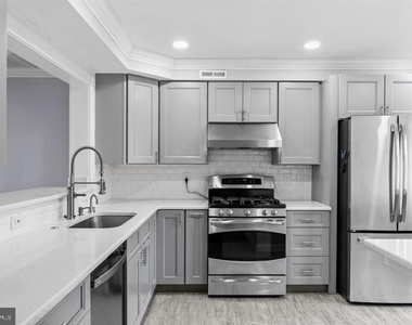 17 Winchester Drive - Photo Thumbnail 6