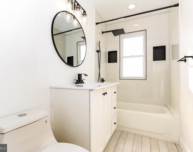 226 Greenwich Avenue - Photo Thumbnail 19