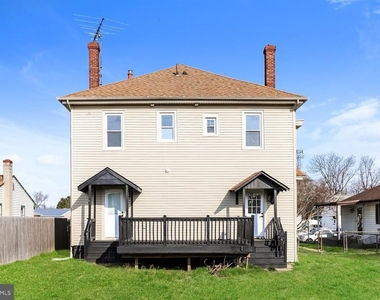 226 Greenwich Avenue - Photo Thumbnail 21