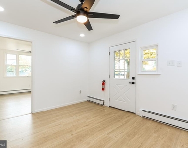 1722 Overbrook Avenue - Photo Thumbnail 4