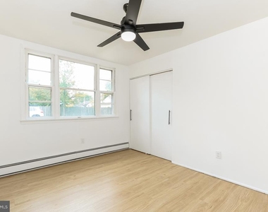 1722 Overbrook Avenue - Photo Thumbnail 13