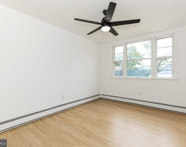 1722 Overbrook Avenue - Photo Thumbnail 11