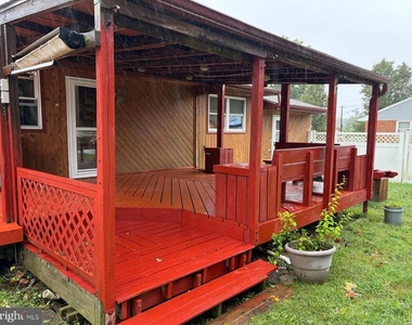 197 Bergen Avenue - Photo Thumbnail 20