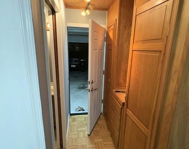 197 Bergen Avenue - Photo Thumbnail 15