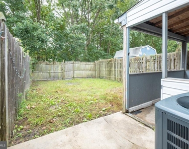 129 Villa Knoll Court - Photo Thumbnail 14