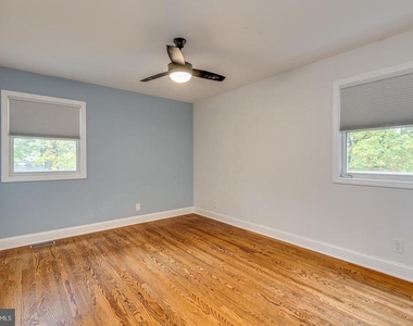 421 Fireside Lane - Photo Thumbnail 27