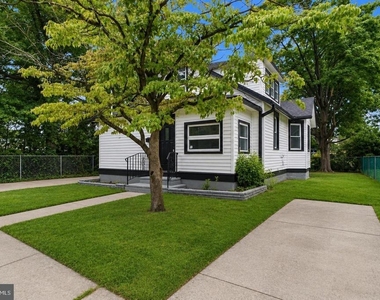 17 Bowers Avenue - Photo Thumbnail 1