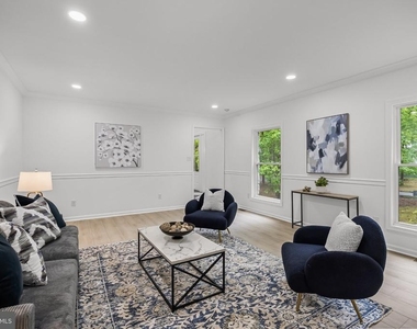 1 Dickson Drive - Photo Thumbnail 12