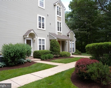 1907 Sutton Place - Photo Thumbnail 1