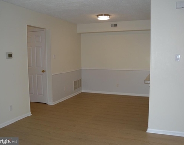1907 Sutton Place - Photo Thumbnail 4