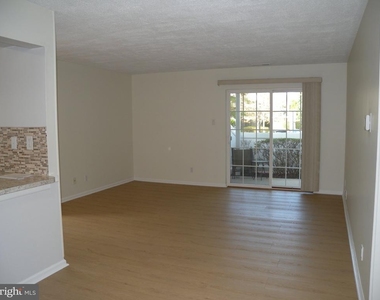 1907 Sutton Place - Photo Thumbnail 9