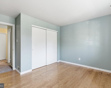 305 Cypress Point Circle - Photo Thumbnail 16