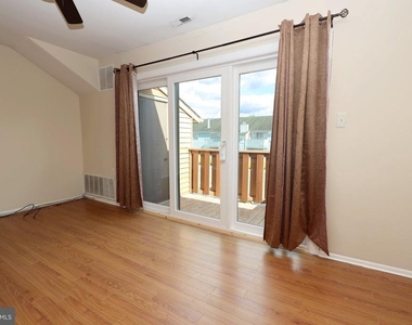 806 Harrier Row - Photo Thumbnail 7