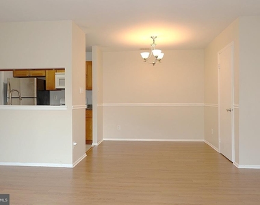 806 Harrier Row - Photo Thumbnail 5