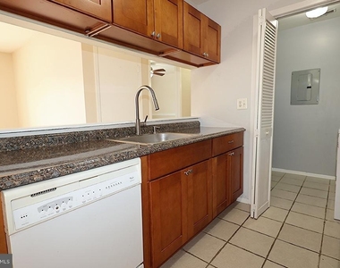 806 Harrier Row - Photo Thumbnail 13