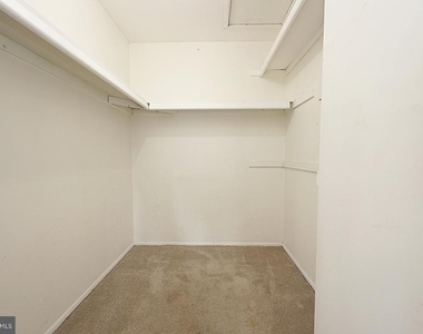 806 Harrier Row - Photo Thumbnail 18