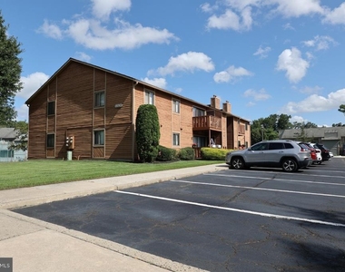 806 Harrier Row - Photo Thumbnail 2