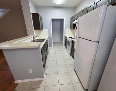 7305 Dan Jean Dr - Photo Thumbnail 9