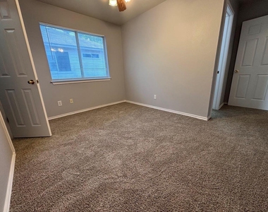 7305 Dan Jean Dr - Photo Thumbnail 22
