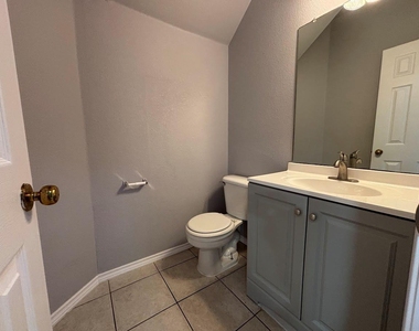 7305 Dan Jean Dr - Photo Thumbnail 11
