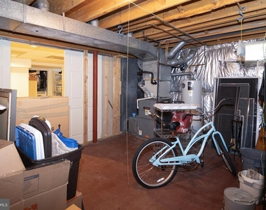 400 Williamsburg Court - Photo Thumbnail 35